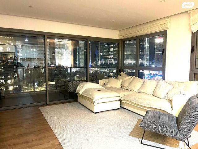 דירה, שדרות ההשכלה 17, ביצרון ורמת ישראל, תל אביב יפו