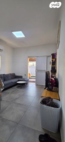 דירה, וייצמן 64, עמידר, בת ים