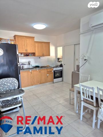 דירה, לוחמי הגטאות 12, קרית ביאליק