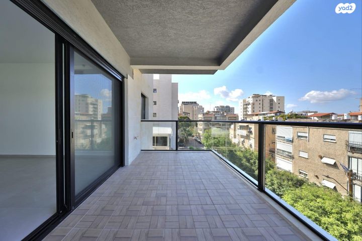 דירה, בנימין 4, מרכז העיר, סביניה, הוותיקה, קרית ביאליק