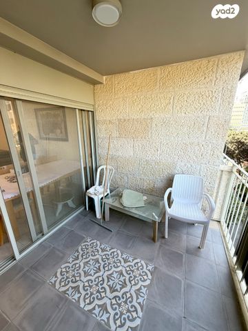 דירה, גד, בקעה, ירושלים