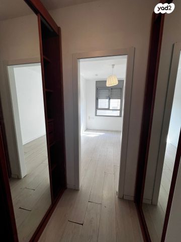 דירה, הדר, רמת השרון