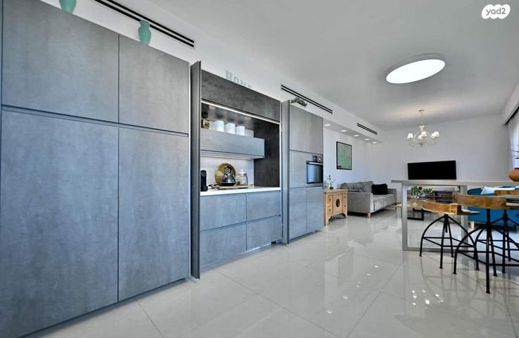 דופלקס, קלמן ביאלר, רחובות החדשה, רחובות