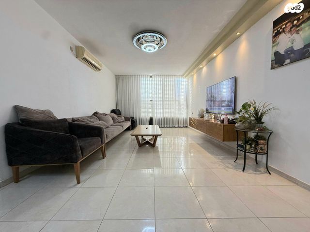 דירה, זלמן ארן, נאות רחל, חולון