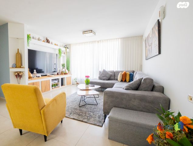 דירה, הגאון אליהו, מרום נווה, רמת יצחק, רמת גן