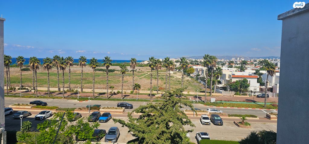 גג/ פנטהאוז, שדרות זלמן שז"ר, עין שרה, נהריה