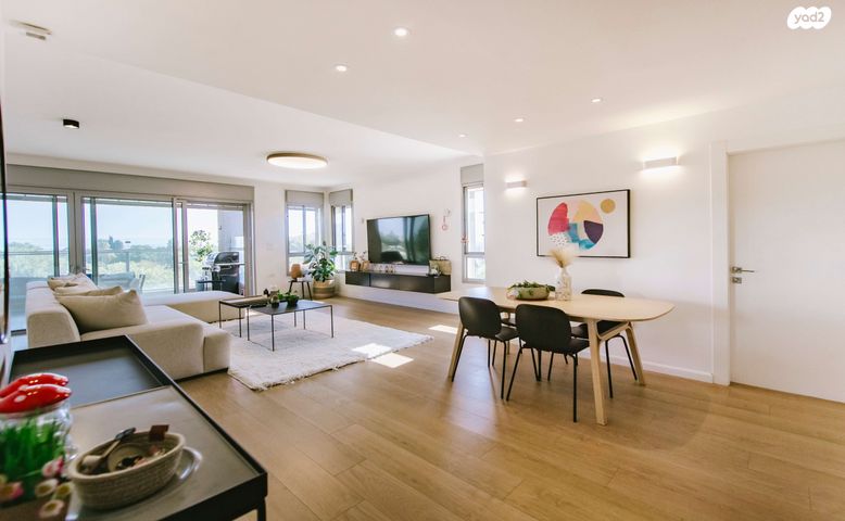 דירה, שאול המלך, רסקו ג', הוד השרון