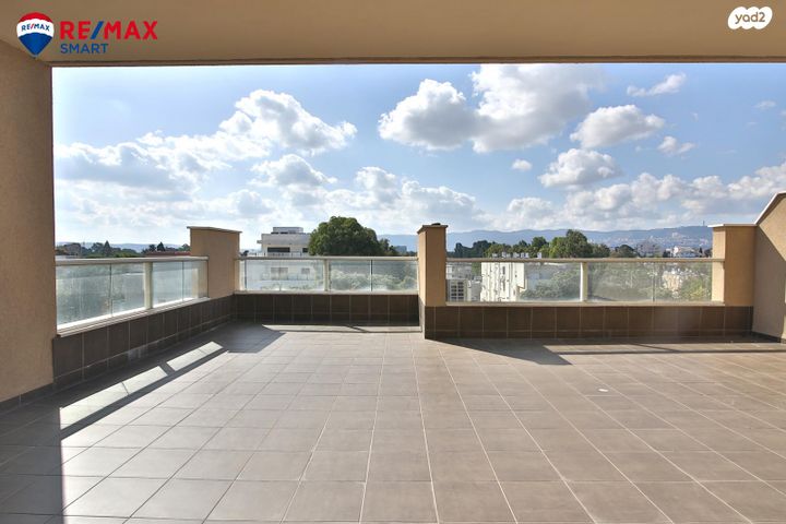 גג/ פנטהאוז, שדרות ירושלים, מרכז העיר, סביניה, הוותיקה, קרית ביאליק