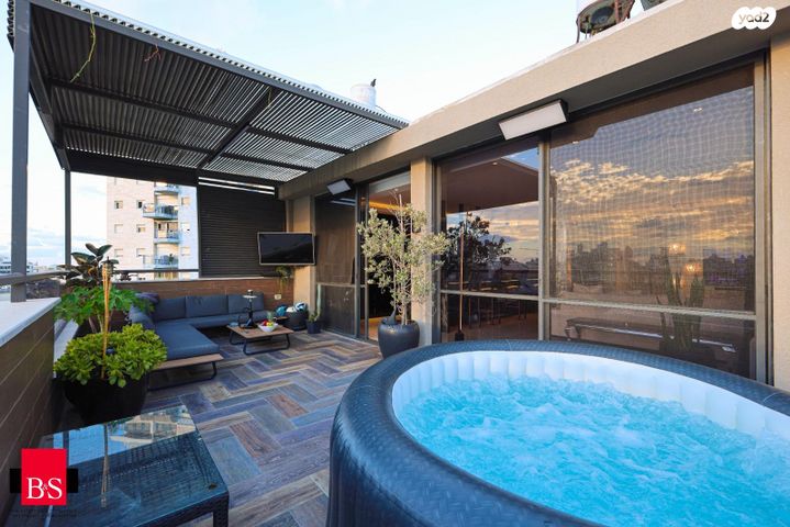 גג/ פנטהאוז, ד"ר זמנהוף 19, מרכז העיר דרום, נתניה