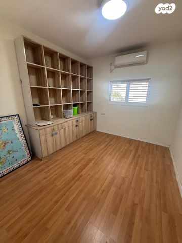 גג/ פנטהאוז, ז'בוטינסקי, ארלוזורוב, גבעתיים