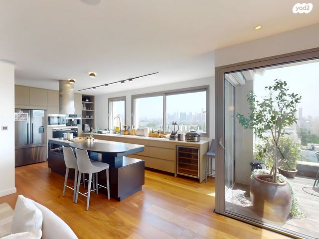 גג/ פנטהאוז, אביגדור סטימצקי, הגוש הגדול, רמת אביב החדשה, נופי ים, תל אביב יפו