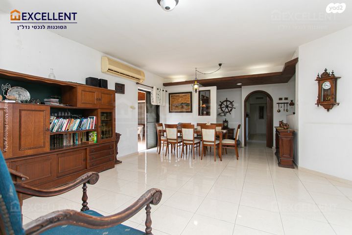 גג/ פנטהאוז, שדרות הצבי, חיפה