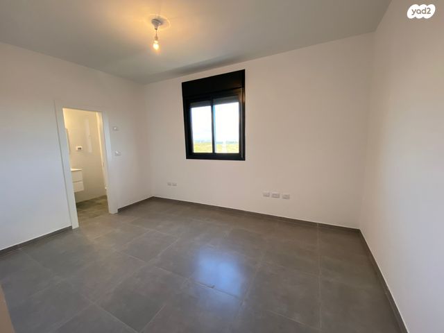 דירה, אור ים, אור עקיבא