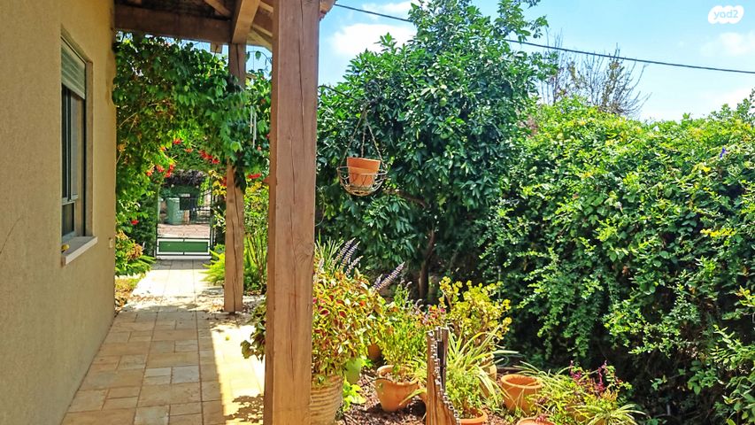 בית פרטי/ קוטג', מרכז פרדס חנה, פרדס חנה כרכור