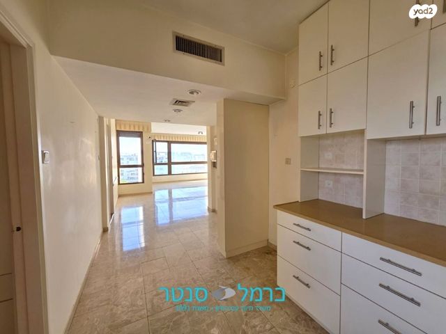 דירה, מרכז הכרמל, חיפה