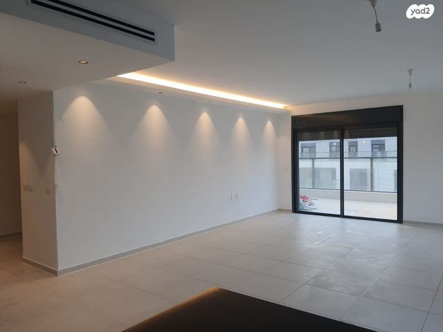 גג/ פנטהאוז, כנען, בית בפארק ,פרדס בחסכון, אור יהודה