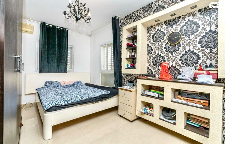 דירה, שדרות דוד המלך, אורות, אור עקיבא