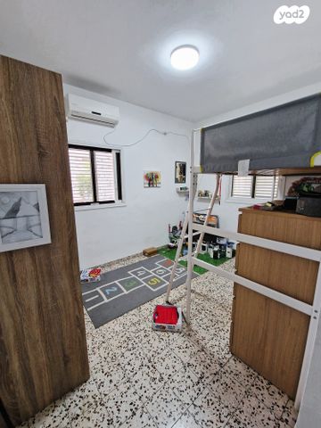 דירה, מפרץ שלמה 49, קרית שרת מערב, חולון