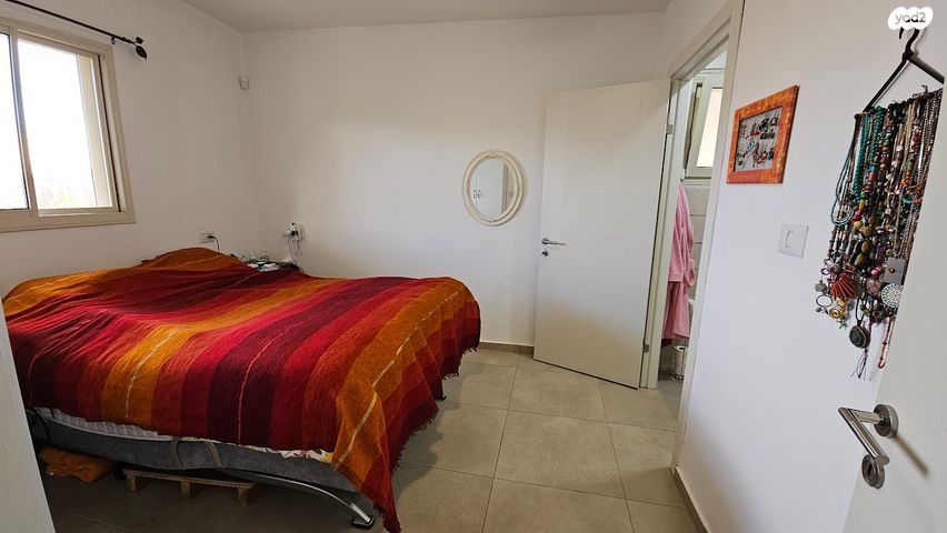 דירת גן, דרך הורדים, שאר העיר, כפר ורדים