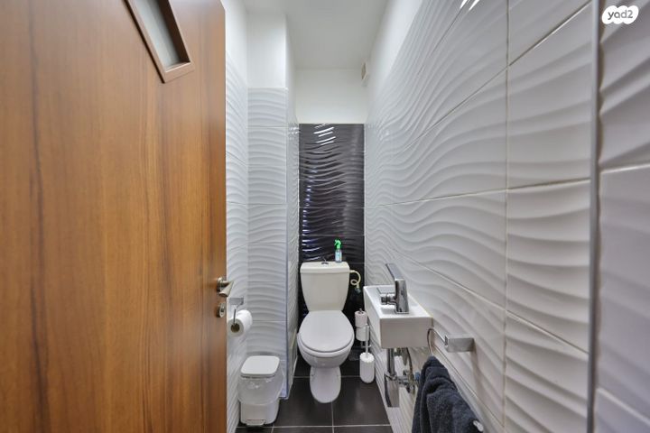 דירה, יגאל אלון, לב מוצקין, בנה ביתך, קרית מוצקין