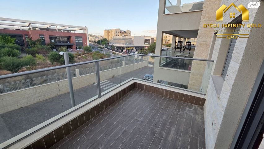 דירה, אורן, החורש, חריש