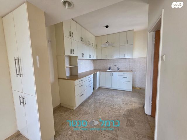 דירה, מרכז הכרמל, חיפה