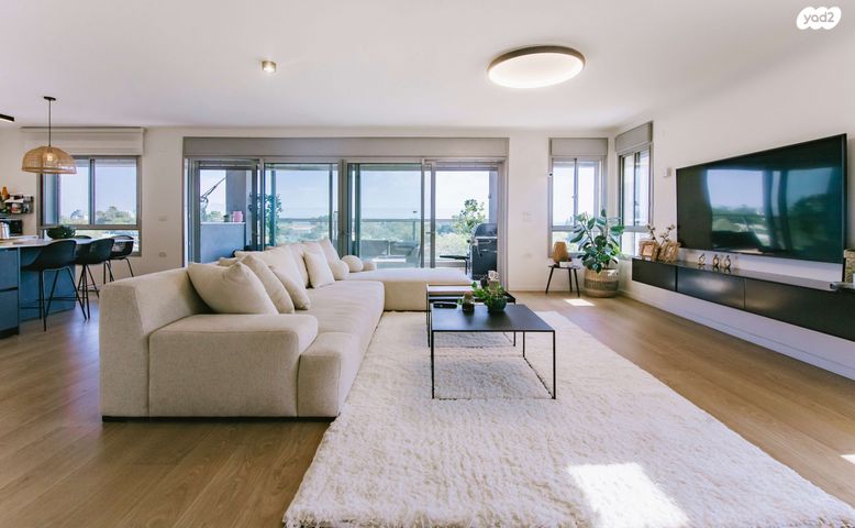 דירה, שאול המלך, רסקו ג', הוד השרון