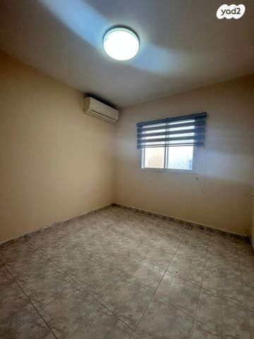 דופלקס, אבא אחימאיר 12, קרית מנחם בגין, רמלה