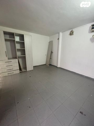 דופלקס, אבא אחימאיר 12, קרית מנחם בגין, רמלה