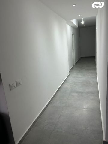 גג/ פנטהאוז, אופקים