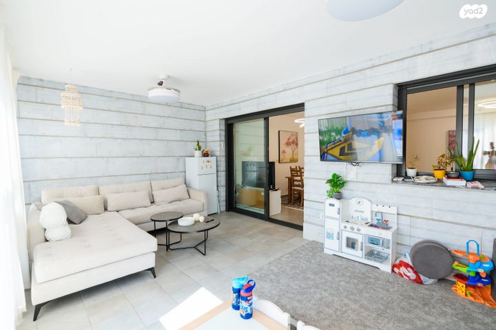 דירה, אור ים, אור עקיבא