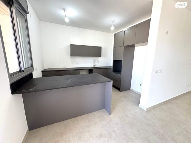 דירה, אבן שפרוט 14, מרכז, הרצליה