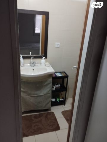 דירה, זלמן ארן, שרת, לוד