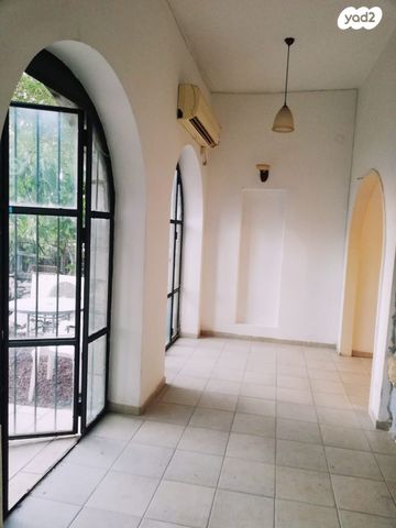 דירת גן, שאול ברקלי, עין כרם, ירושלים