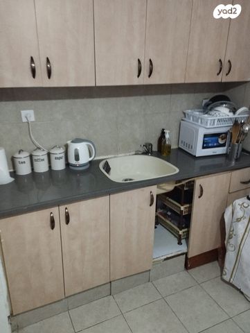 דירה, זלמן ארן, שרת, לוד