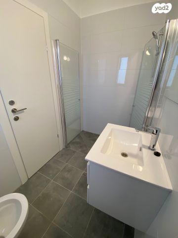 דירה, אור ים, אור עקיבא