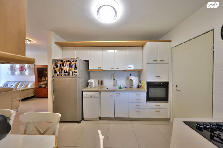 דירה, יגאל אלון, לב מוצקין, בנה ביתך, קרית מוצקין