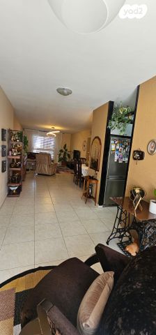 גג/ פנטהאוז, שדרות זלמן שז"ר, עין שרה, נהריה