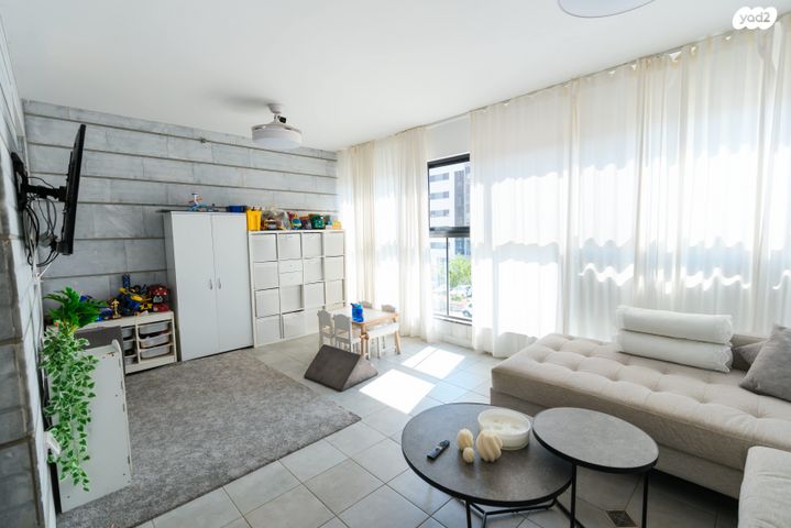 דירה, אור ים, אור עקיבא