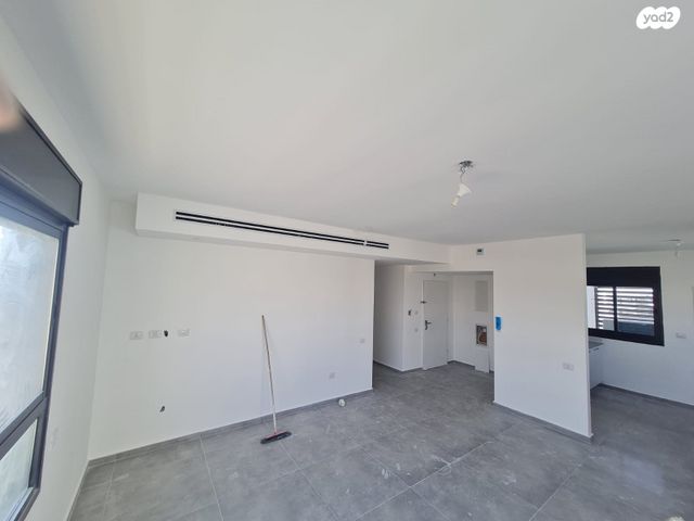 גג/ פנטהאוז, אופקים