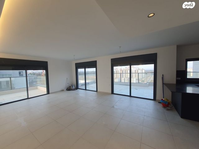 גג/ פנטהאוז, כנען, בית בפארק ,פרדס בחסכון, אור יהודה