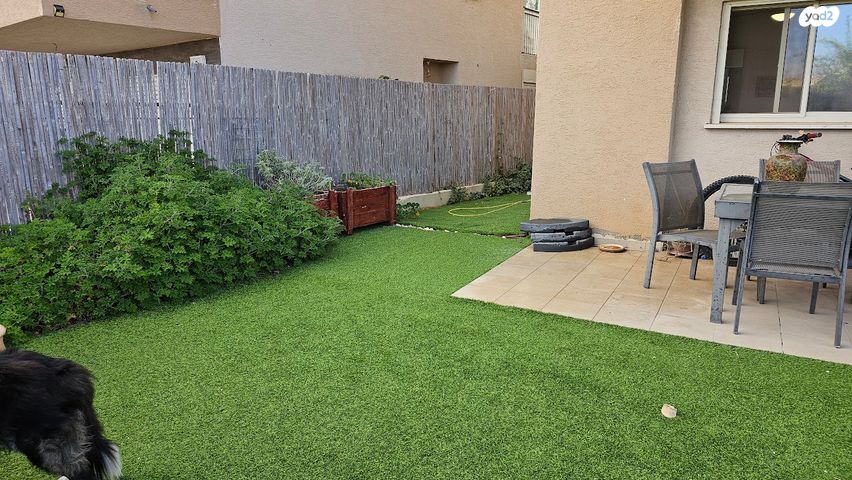 דירת גן, דרך הורדים, שאר העיר, כפר ורדים