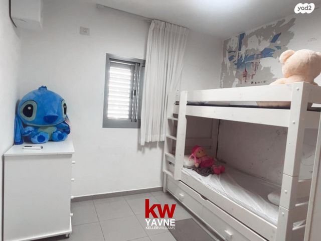 דירה, יהודה הלוי, נאות שמיר, יבנה