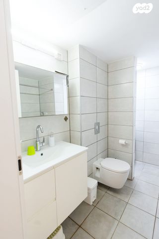 דירה, אור ים, אור עקיבא