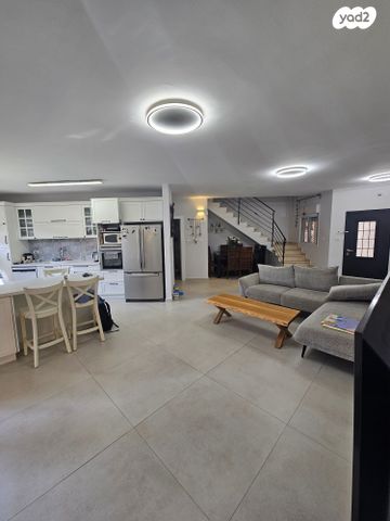 בית פרטי/ קוטג', המלקוש, גן יבנה מערב, גן יבנה