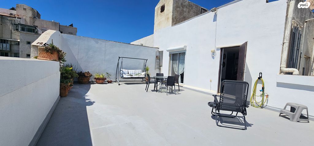 גג/ פנטהאוז, שדרות זלמן שז"ר, עין שרה, נהריה