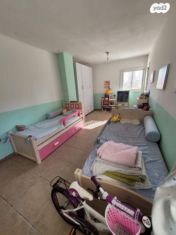 דירה, חרוזים, רמת גן