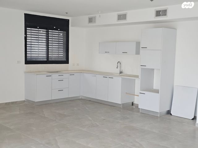 דירה, השושנים, מרכז, הרצליה