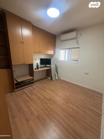 גג/ פנטהאוז, ז'בוטינסקי, ארלוזורוב, גבעתיים