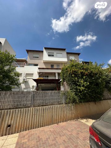 דירה, פשוש, גני השרון, כפר סבא